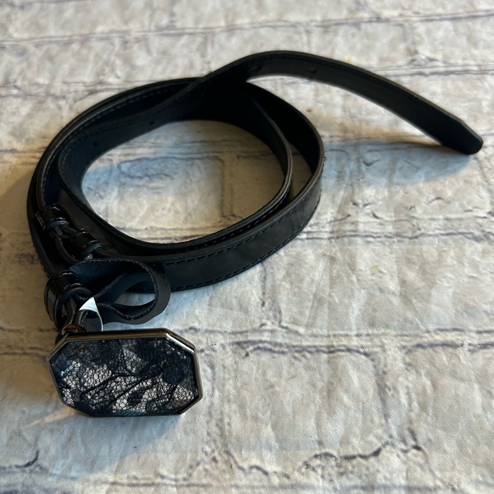 THE LIMITED SYNTHETIC LEATHER BACKING GENUINE LEATHER PATENT BELT UNIQUE BUCKLE
